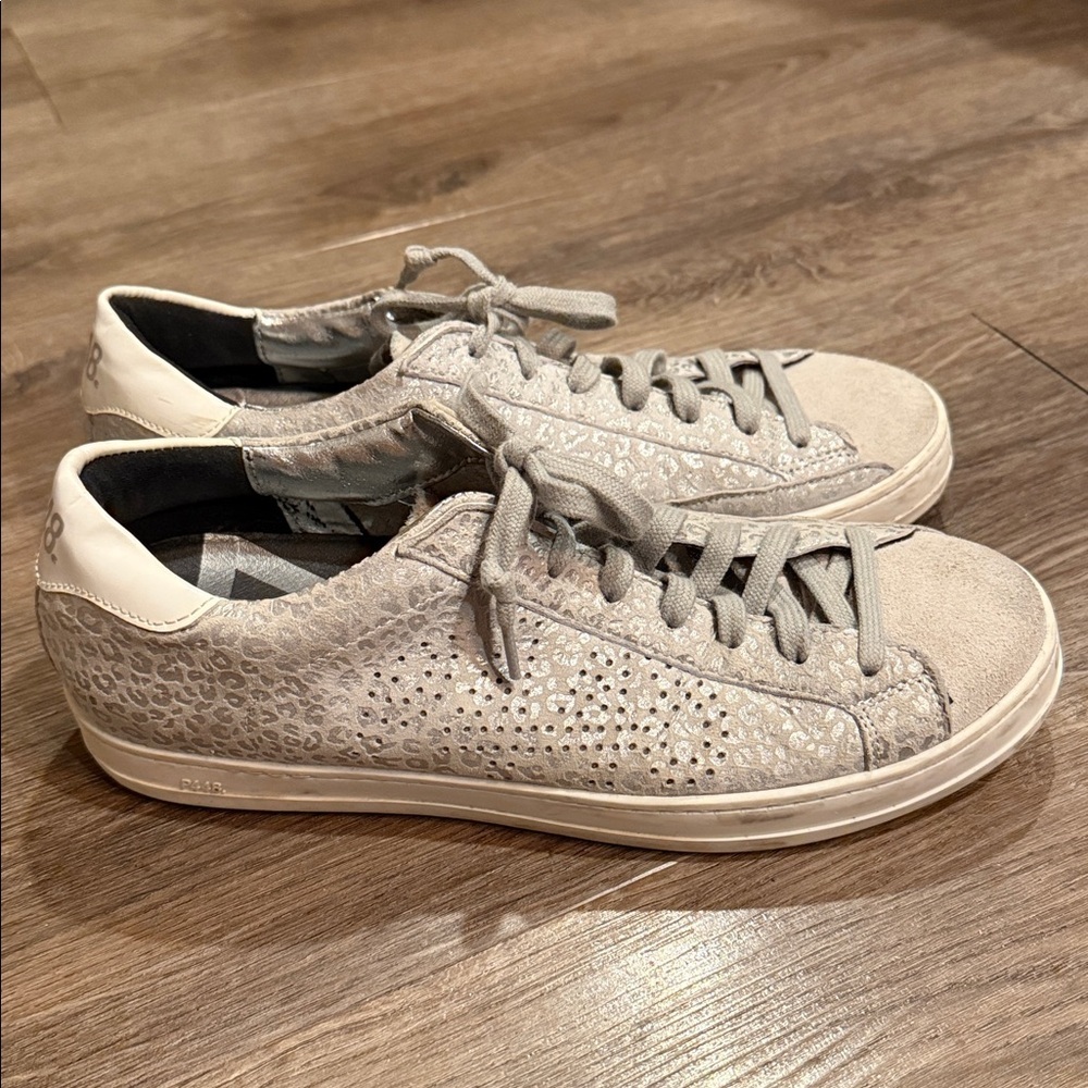 P448 John Low Top Leopard Print Leather Sneakers Size 38 /9-10